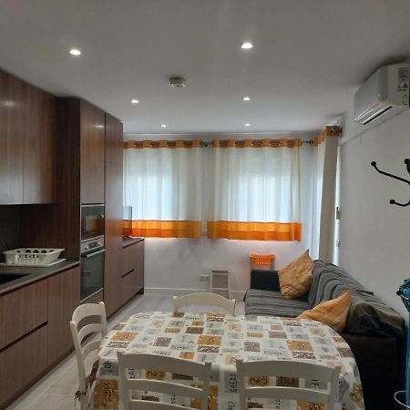 Regueiro Quarteira Beach Apartment Luaran gambar