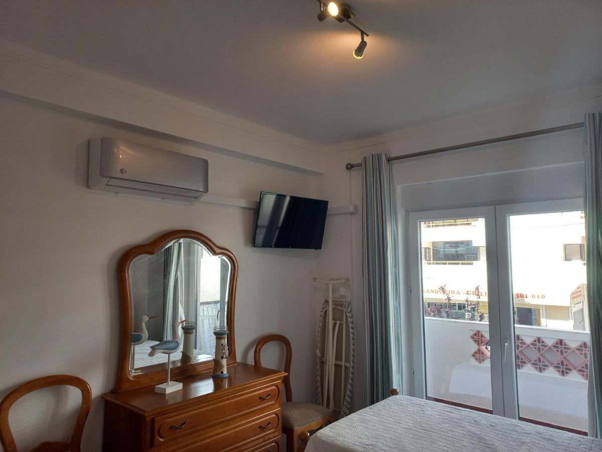 Regueiro Quarteira Beach Apartment Luaran gambar