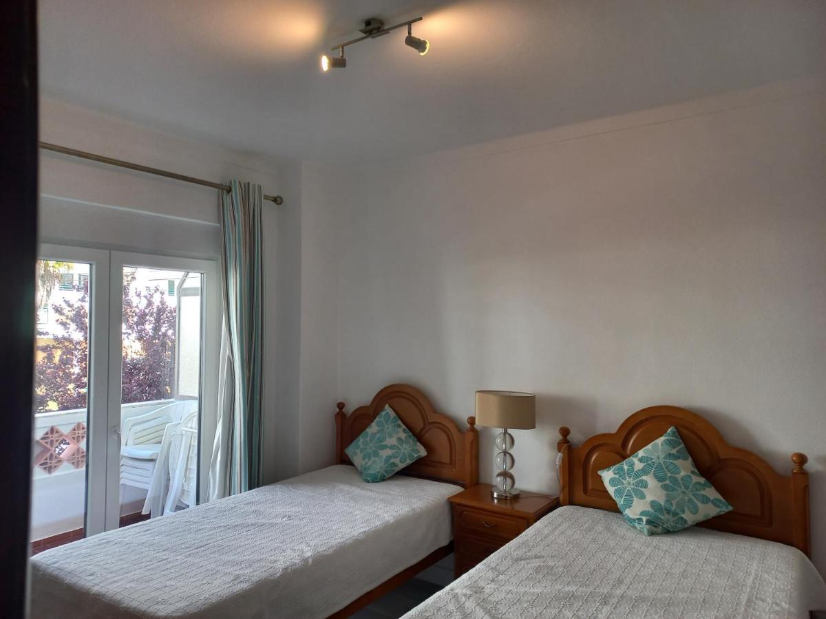 Regueiro Quarteira Beach Apartment Luaran gambar