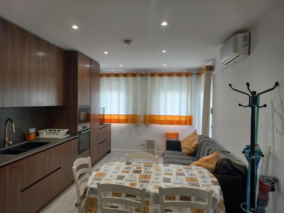Regueiro Quarteira Beach Apartment Luaran gambar
