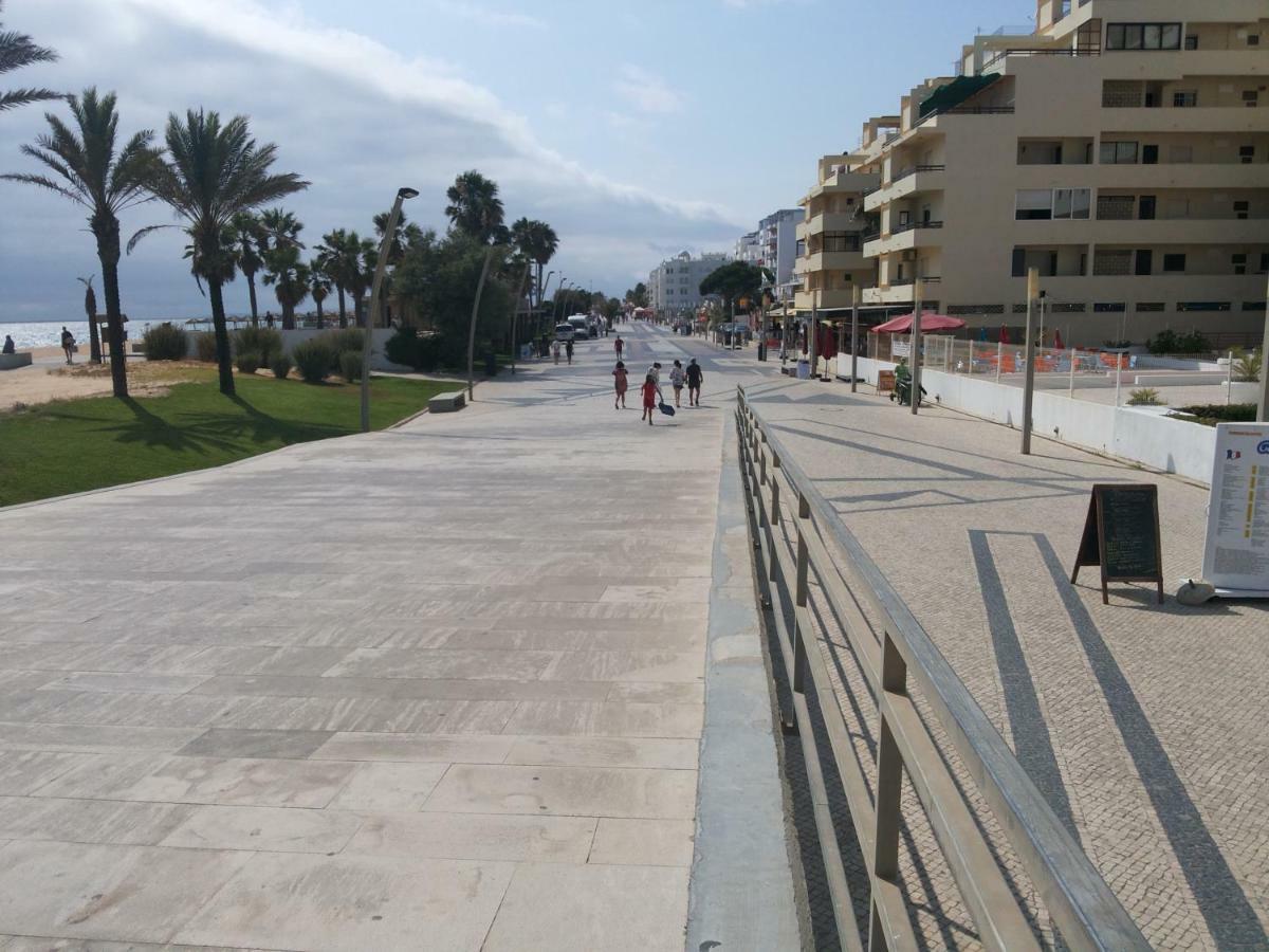 Regueiro Quarteira Beach Apartment Luaran gambar