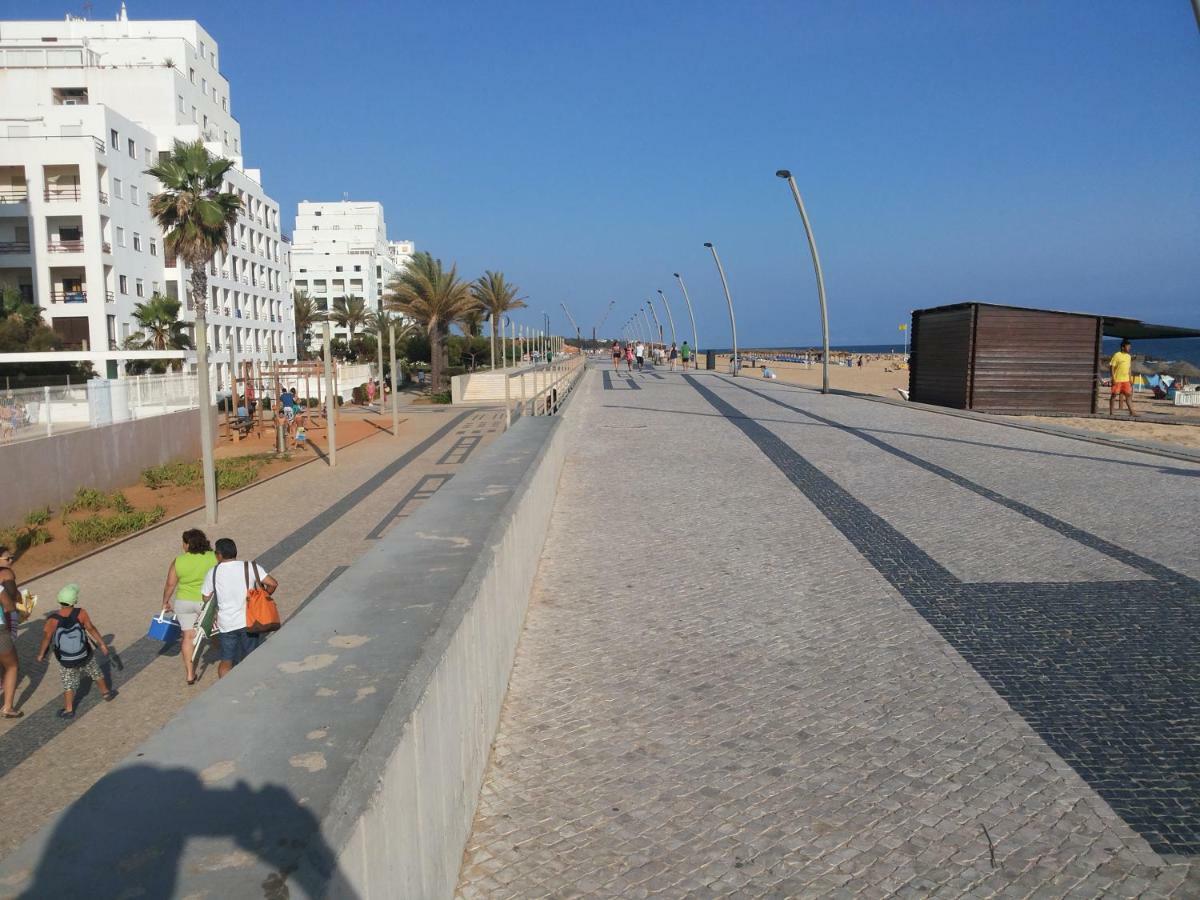 Regueiro Quarteira Beach Apartment Luaran gambar